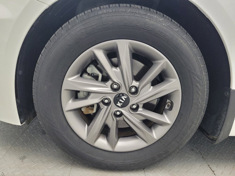Used 2020 Kia Optima LX FWD image 31