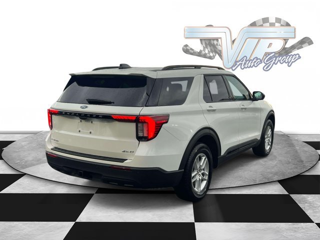 Used 2026 Ford Explorer Active AWD/4WD image 6