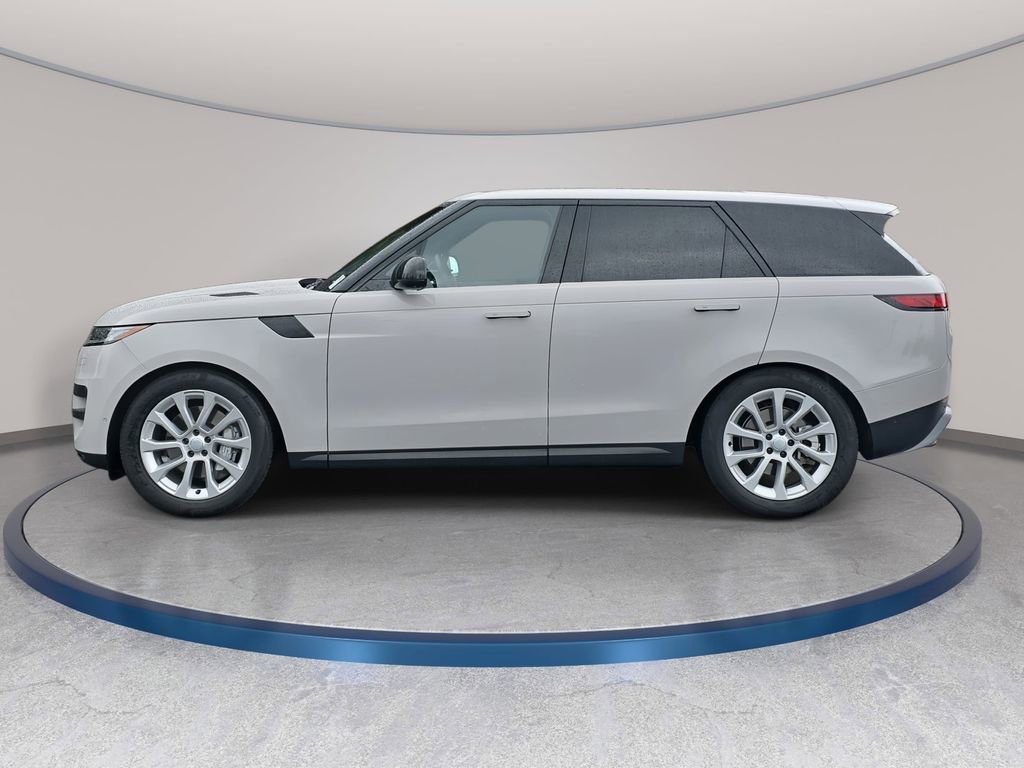 Used 2025 Land Rover Range Rover Sport SE image 9