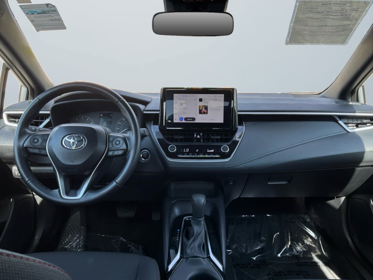 Used 2025 Toyota Corolla SE FWD image 10