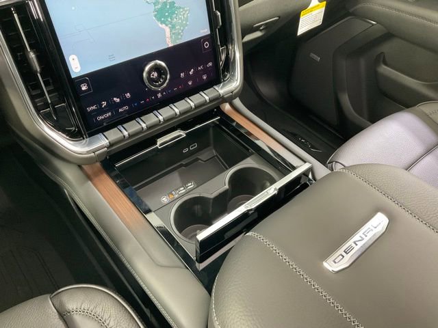 New 2026 GMC Yukon Denali w/ Denali Reserve Package image 15