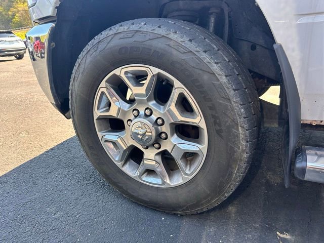 Used 2018 RAM 2500 SLT image 13