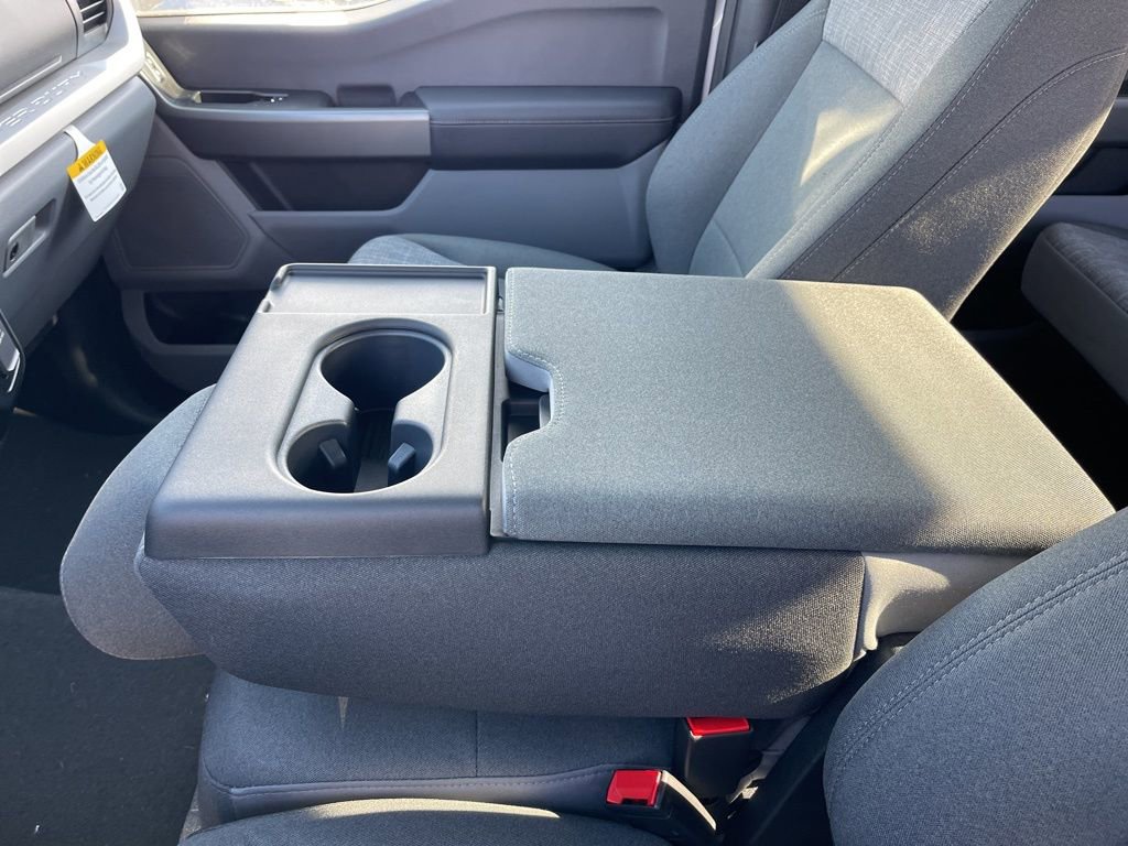 New 2026 Ford F250 XLT w/ FX4 Off-Road Package image 12