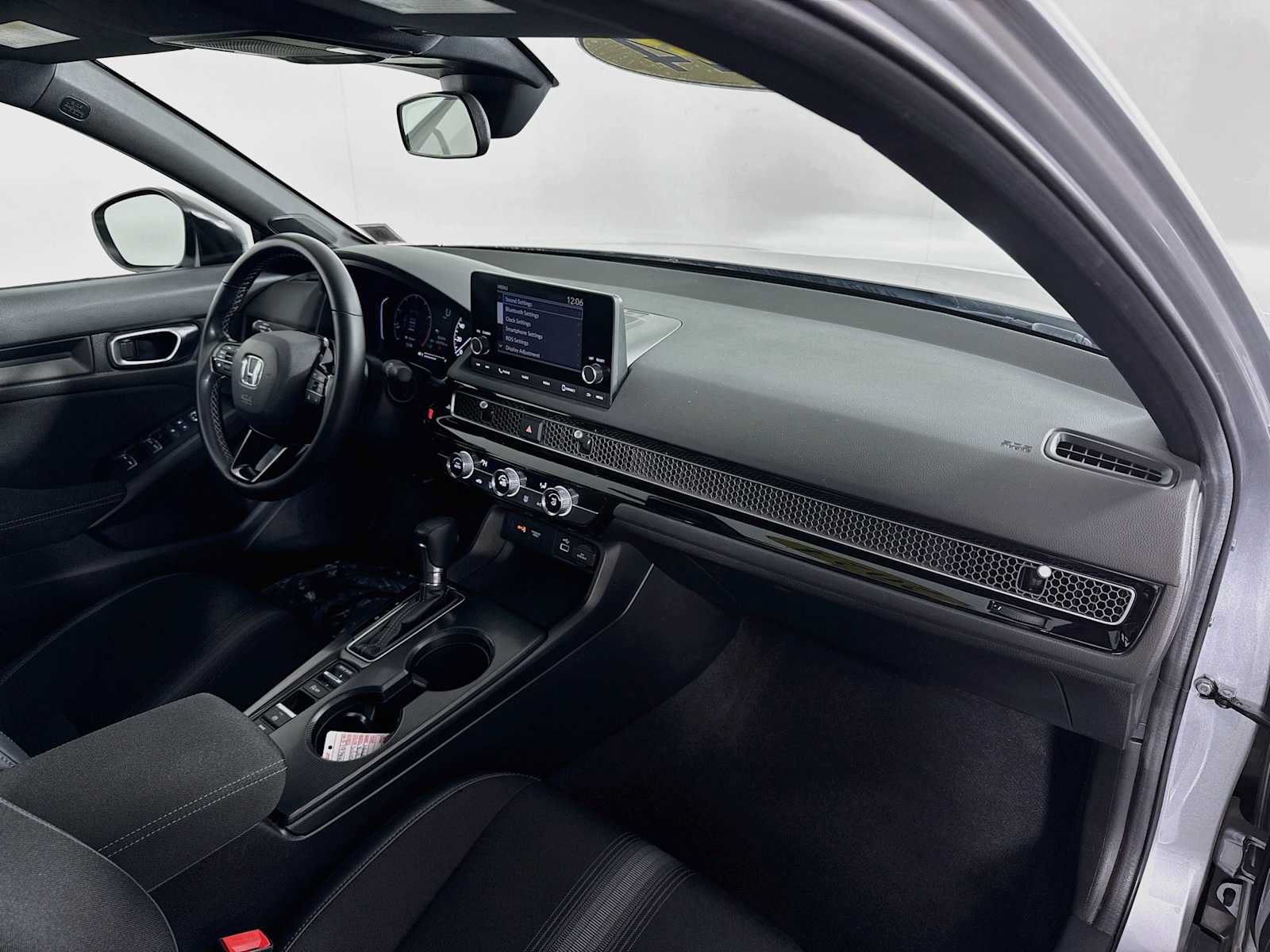 Used 2024 Honda Civic Sport image 26