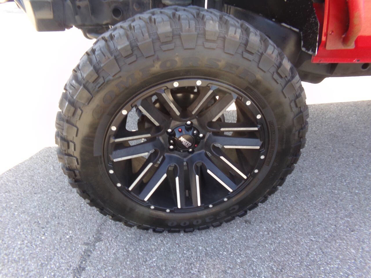 Used 2014 Jeep Wrangler Unlimited Sahara w/ Connectivity Group image 33