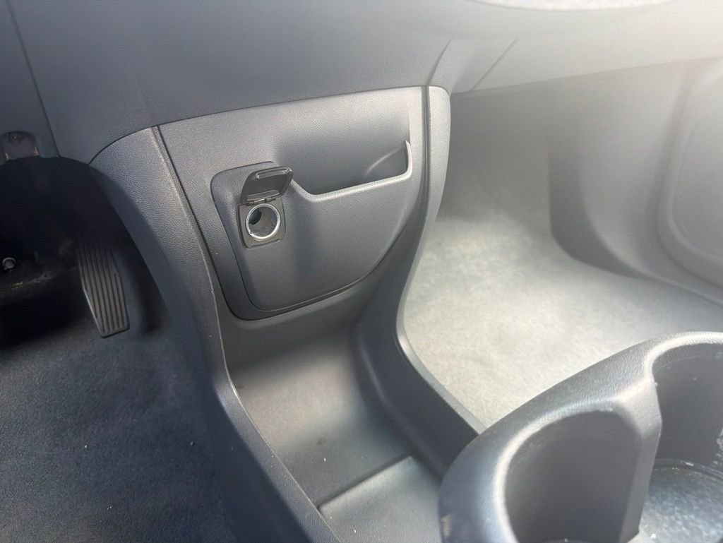Used 2020 Chevrolet Bolt Premier FWD image 16