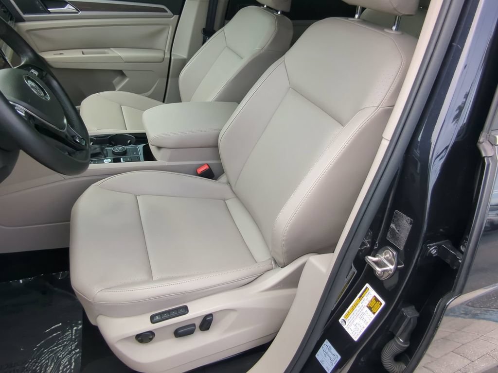 Used 2019 Volkswagen Atlas SEL R-Line AWD/4WD image 22
