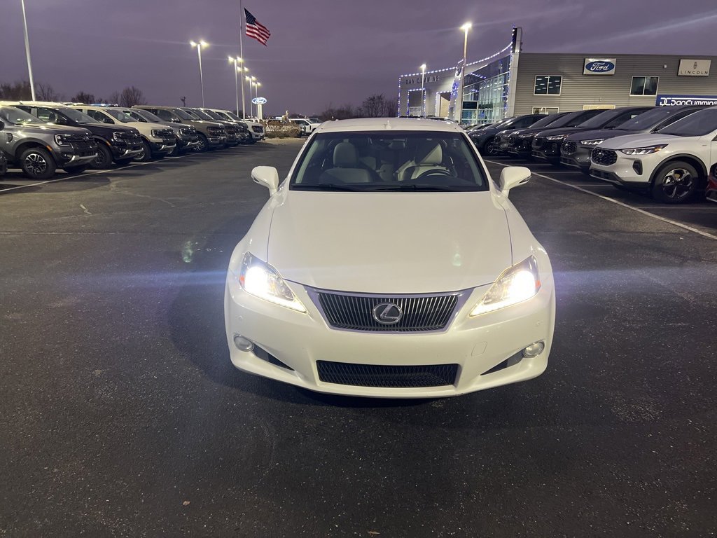 Used 2013 Lexus IS 250C image 2