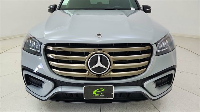 Used 2025 Mercedes-Benz GLS 450 4MATIC image 9