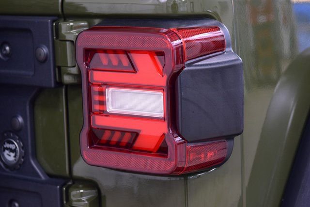 Used 2021 Jeep Wrangler Unlimited Rubicon image 19