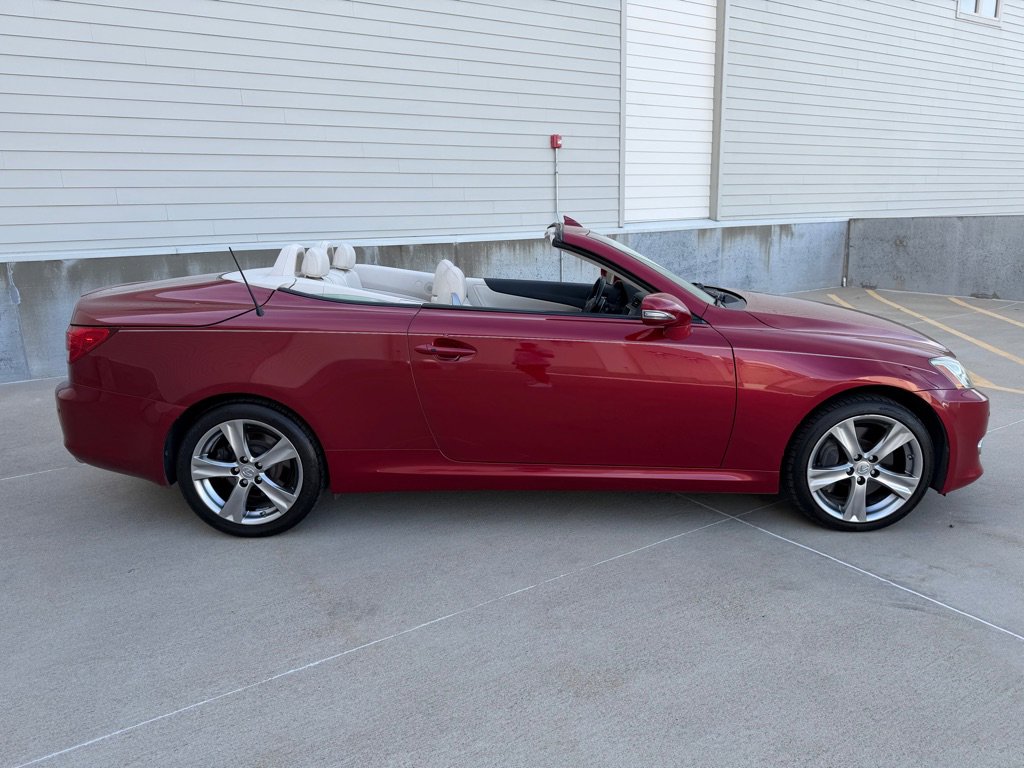 Used 2010 Lexus IS 350C RWD image 2