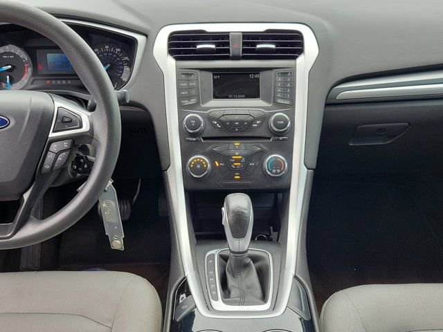 Used 2015 Ford Fusion S FWD image 19
