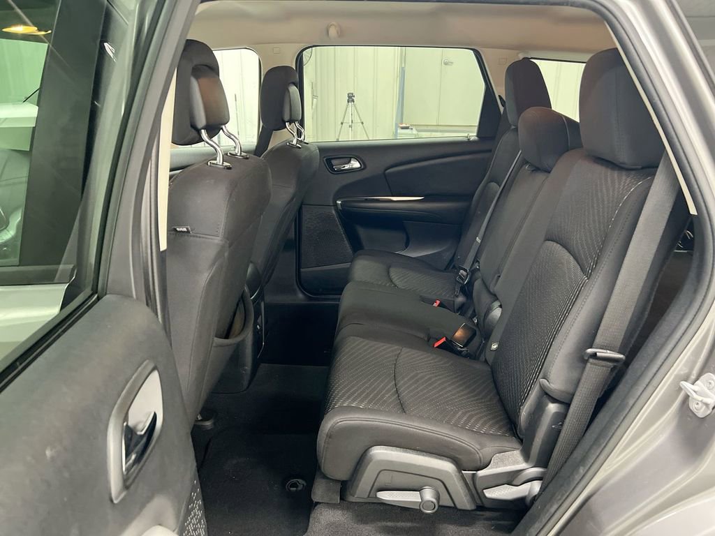 Used 2012 Dodge Journey SXT image 21