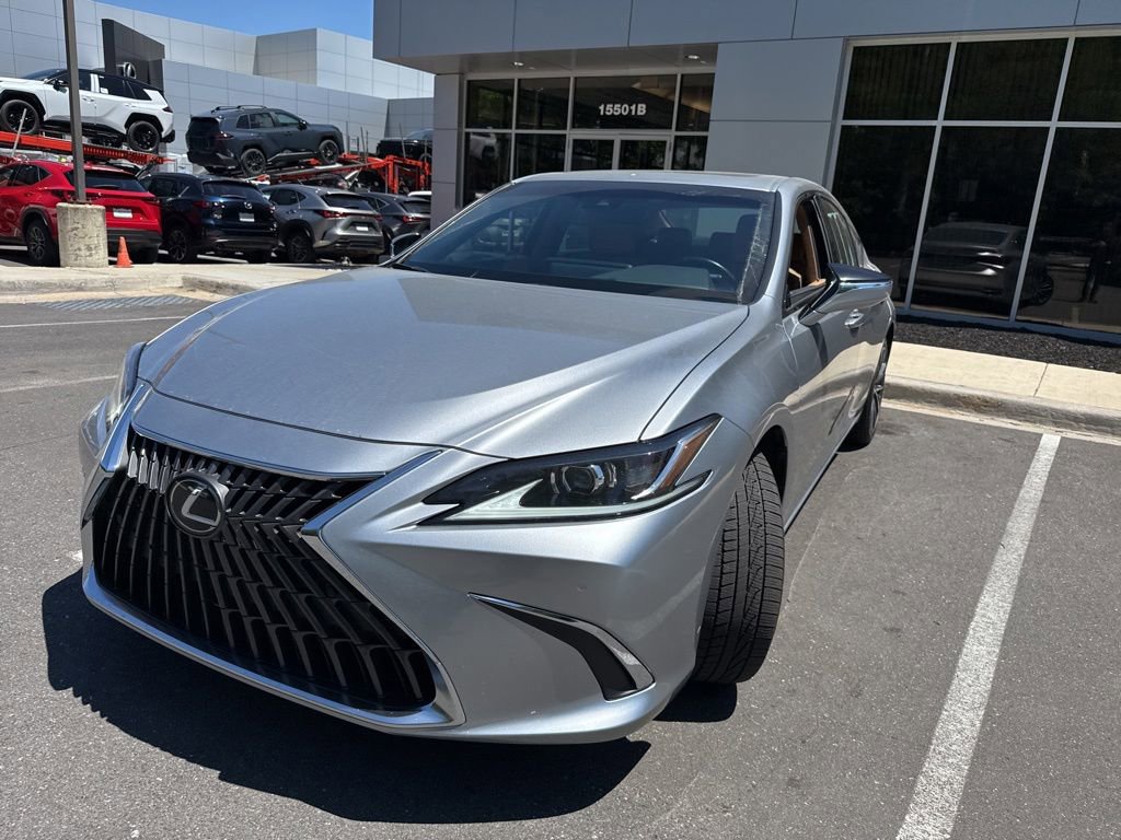 Used 2022 Lexus ES 250 w/ Premium Package AWD/4WD image 3