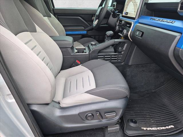 Used 2024 Toyota Tacoma TRD Sport w/ TRD Sport Upgrade Package RWD image 19