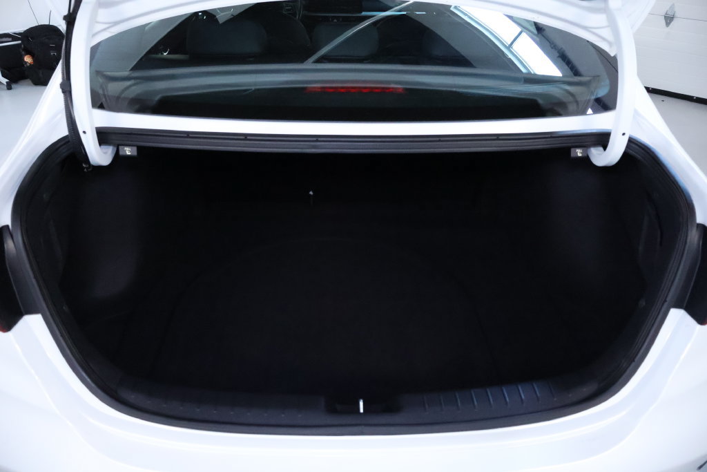 Used 2024 Kia Forte GT-Line w/ GT-Line Premium Package FWD image 17