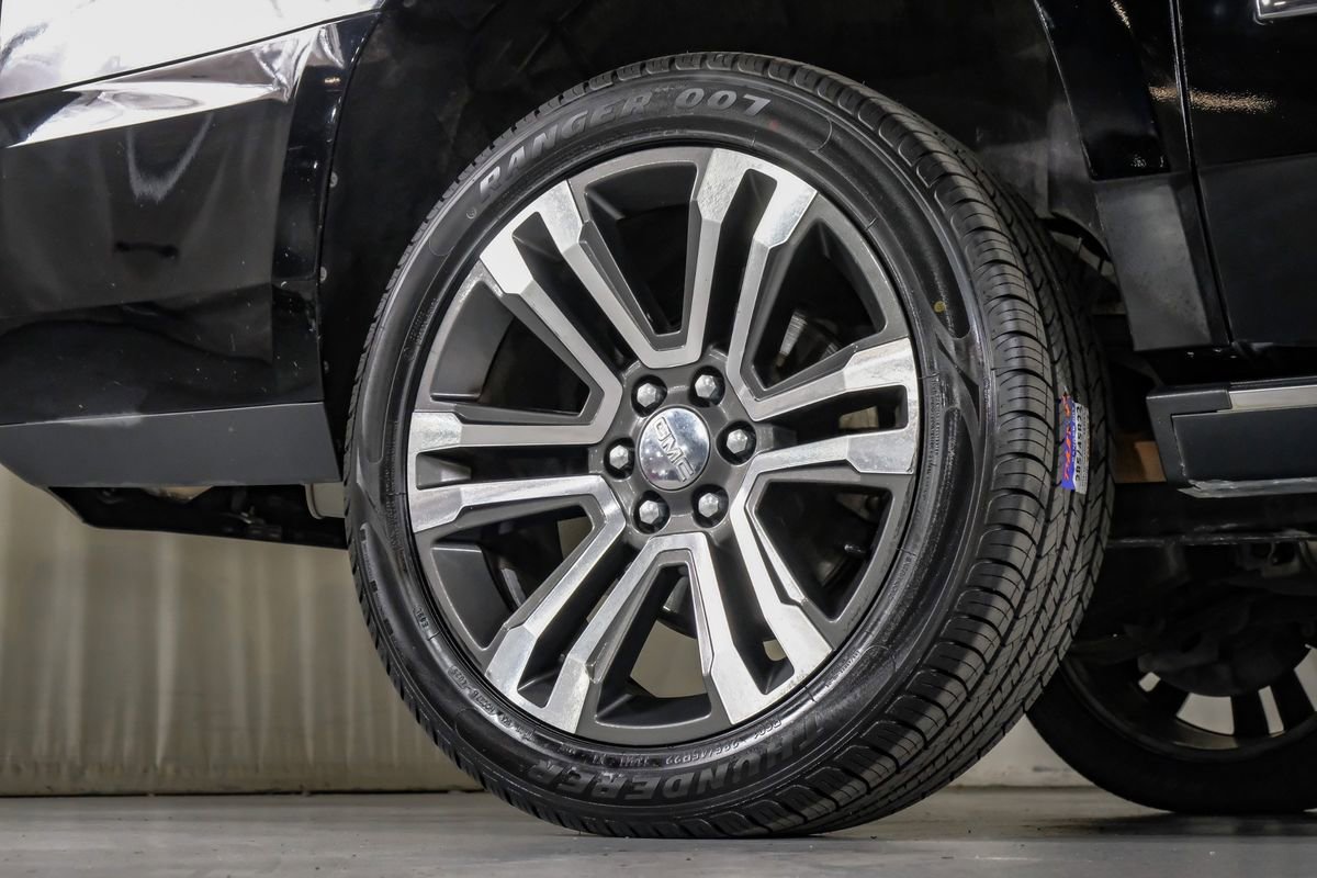 Used 2017 GMC Yukon XL Denali w/ Open Road Package AWD/4WD image 55