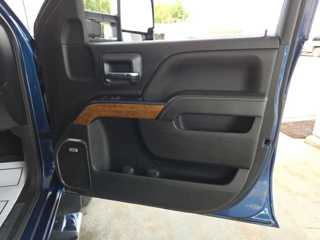Used 2018 Chevrolet Silverado 2500 High Country AWD/4WD image 59