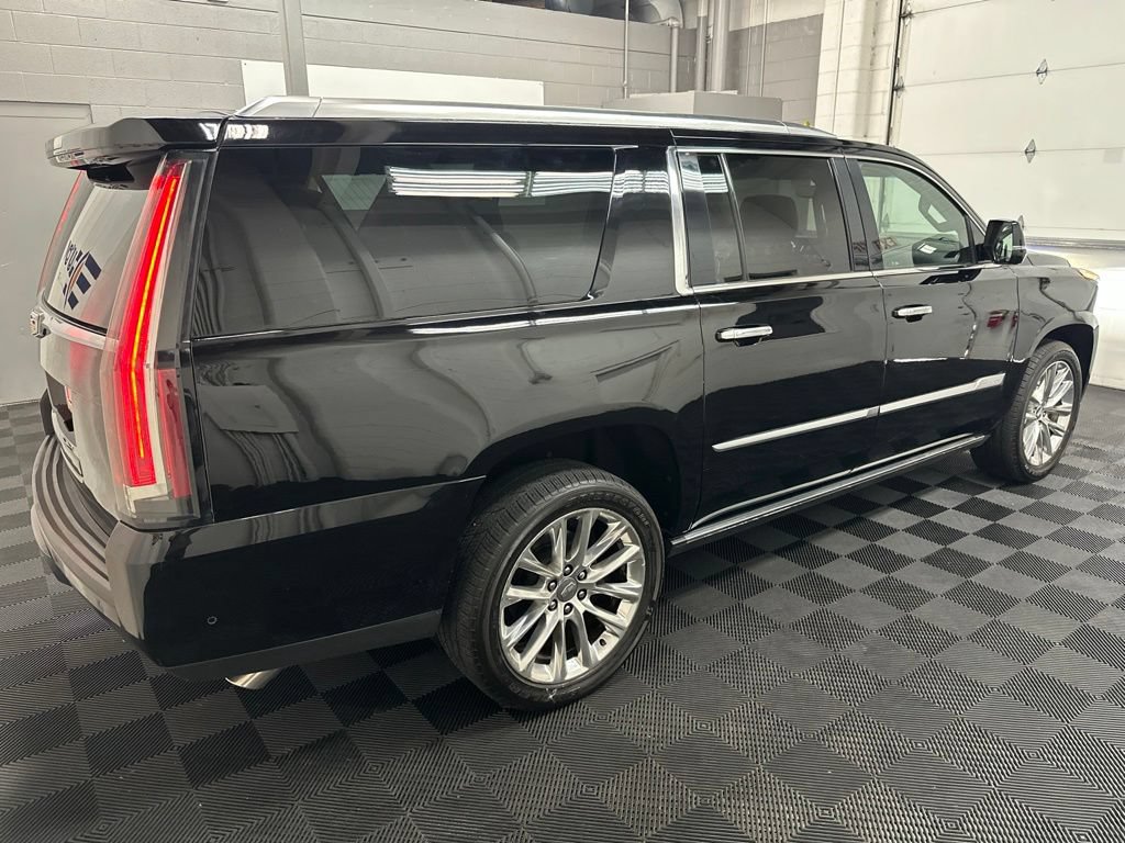 Used 2019 Cadillac Escalade ESV Premium Luxury AWD/4WD image 10