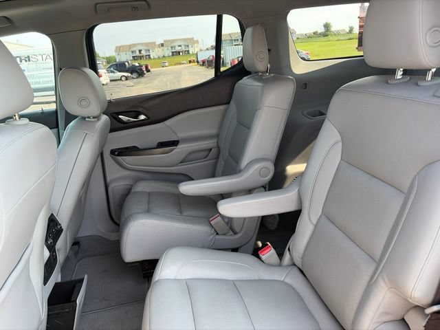 Used 2017 GMC Acadia SLT AWD/4WD image 11