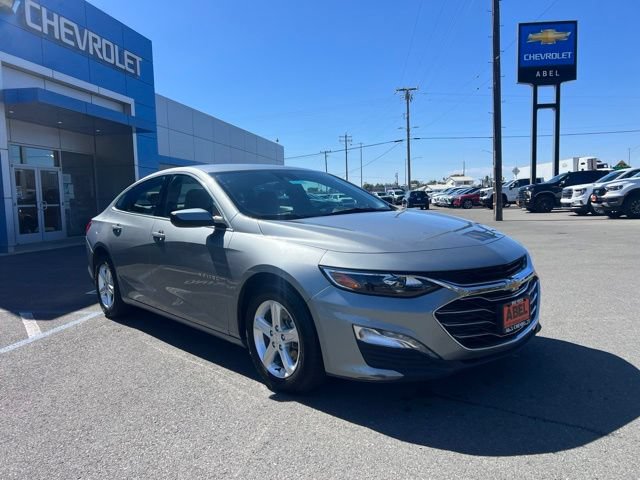 Used 2024 Chevrolet Malibu LT FWD image 3