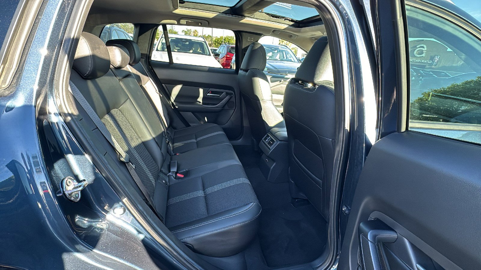 Used 2023 MAZDA CX-50 2.5 S w/ Cargo Package image 21