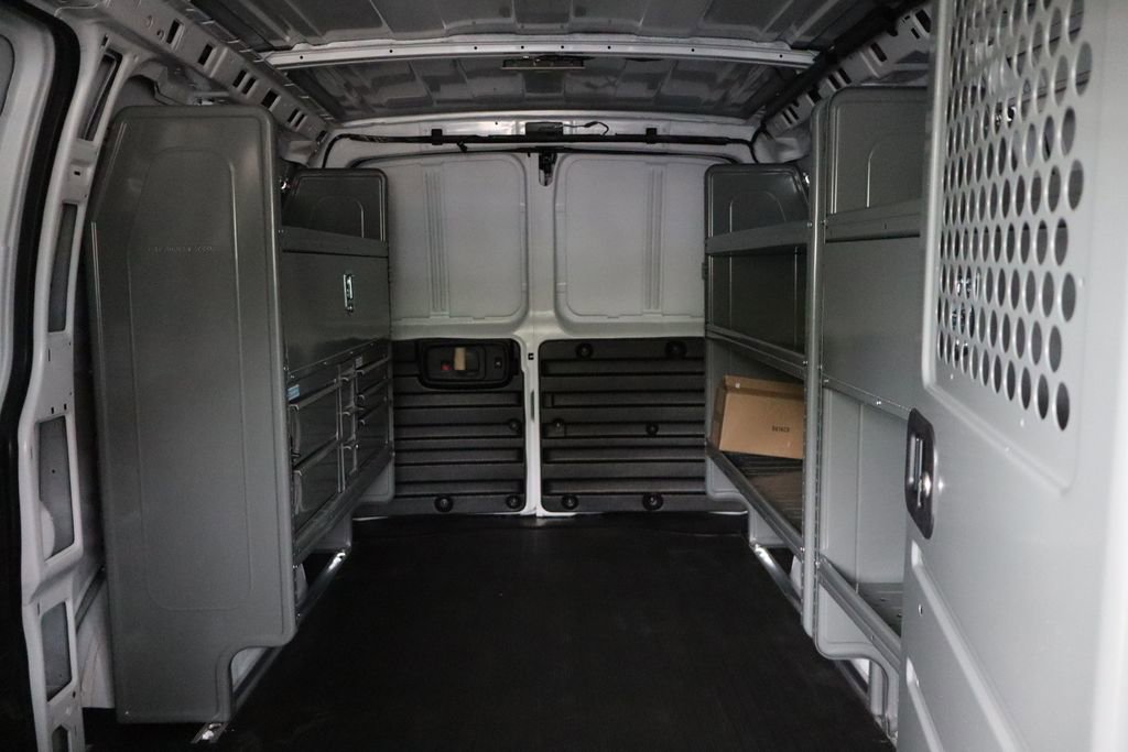 New 2025 Chevrolet Express 2500 w/ Driver Convenience Package image 21