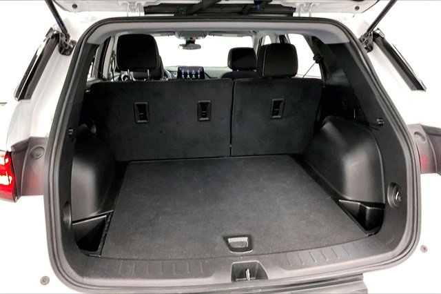 Used 2025 Chevrolet Blazer LT image 34