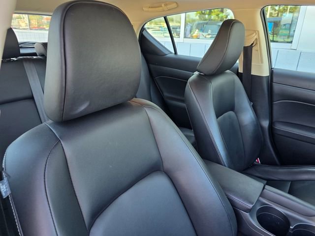 Used 2017 Lexus CT 200h w/ Seat Comfort Package image 18