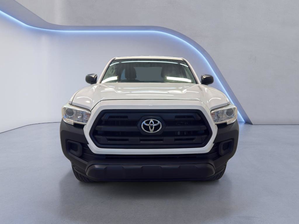 Used 2016 Toyota Tacoma SR RWD image 2