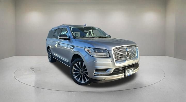 Used 2021 Lincoln Navigator L Reserve w/ Luxury Package AWD/4WD image 1
