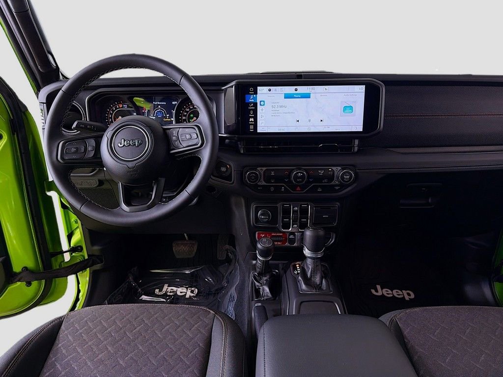 Used 2025 Jeep Gladiator Mojave image 24