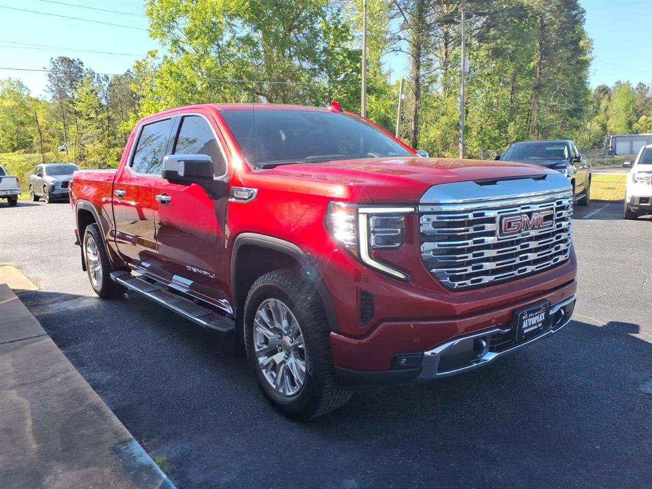Used 2023 GMC Sierra 1500 Denali w/ Technology Package image 3