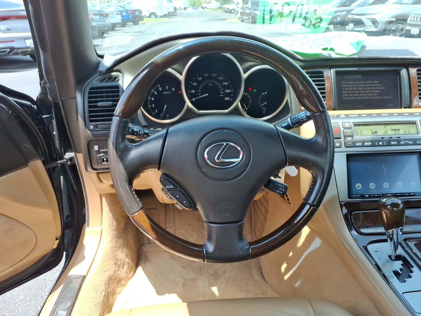 Used 2009 Lexus SC 430 Convertible RWD image 7