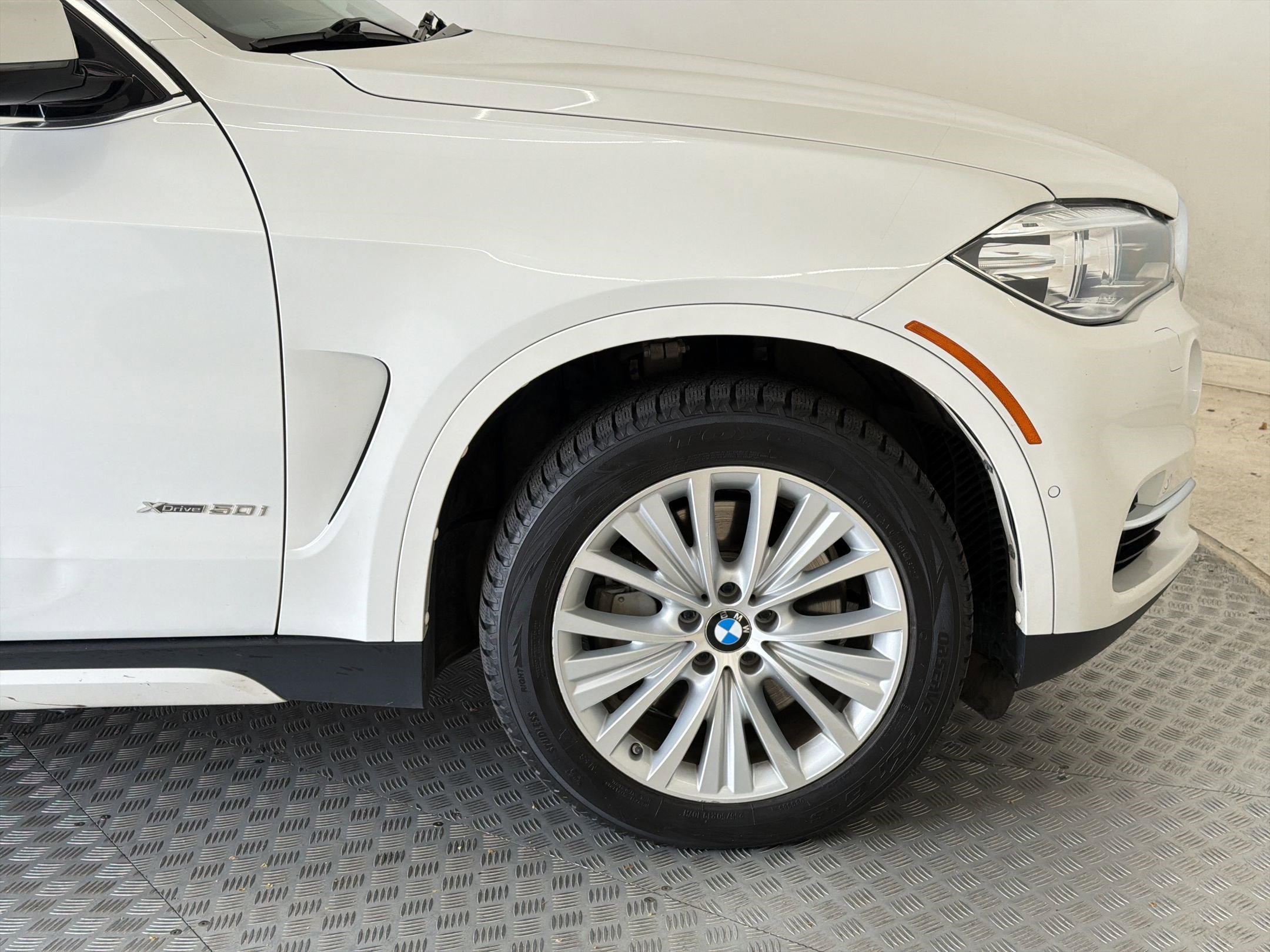 Used 2016 BMW X5 xDrive50i image 12