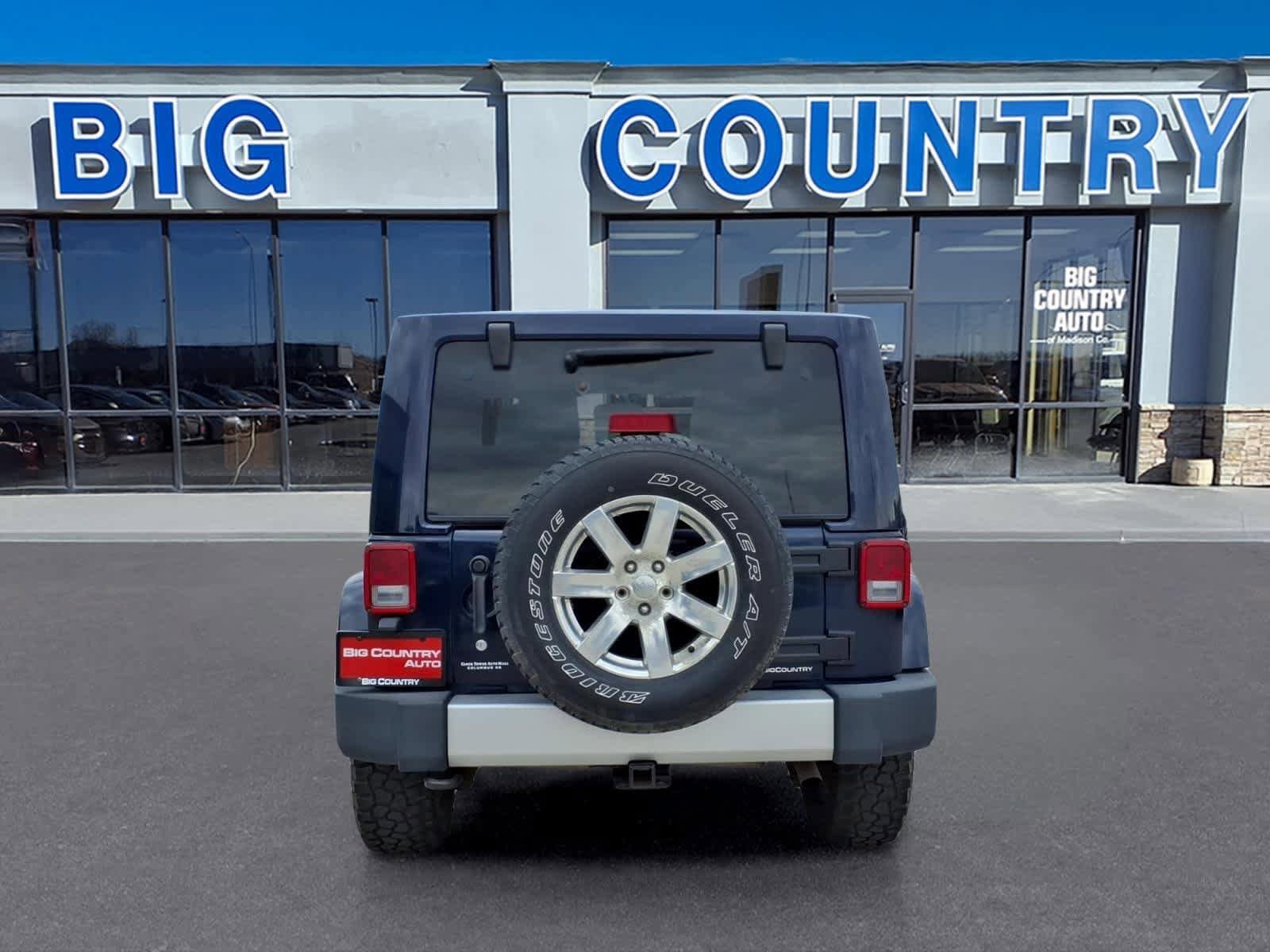 Used 2013 Jeep Wrangler Sahara w/ Connectivity Group AWD/4WD image 5