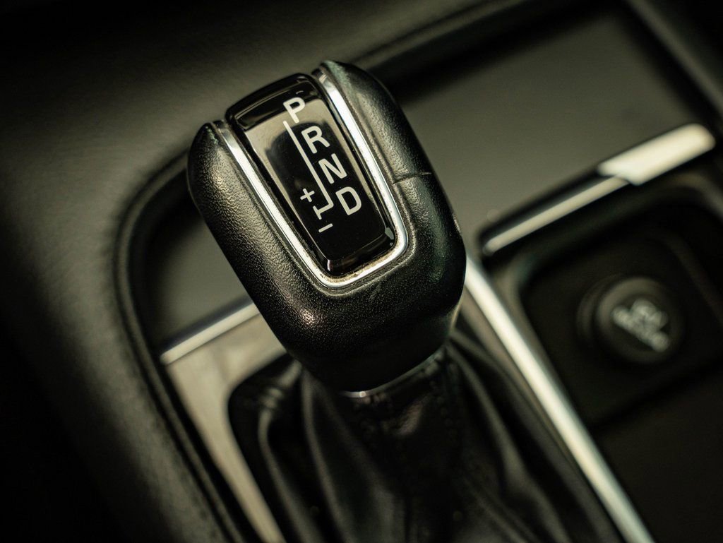 Used 2017 Volvo S90 T5 Momentum w/ Vision Package image 34