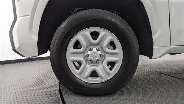 Used 2022 Toyota Tundra SR w/ SR Tow Package AWD/4WD image 24