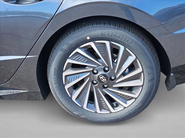 New 2026 Hyundai Sonata Limited image 9