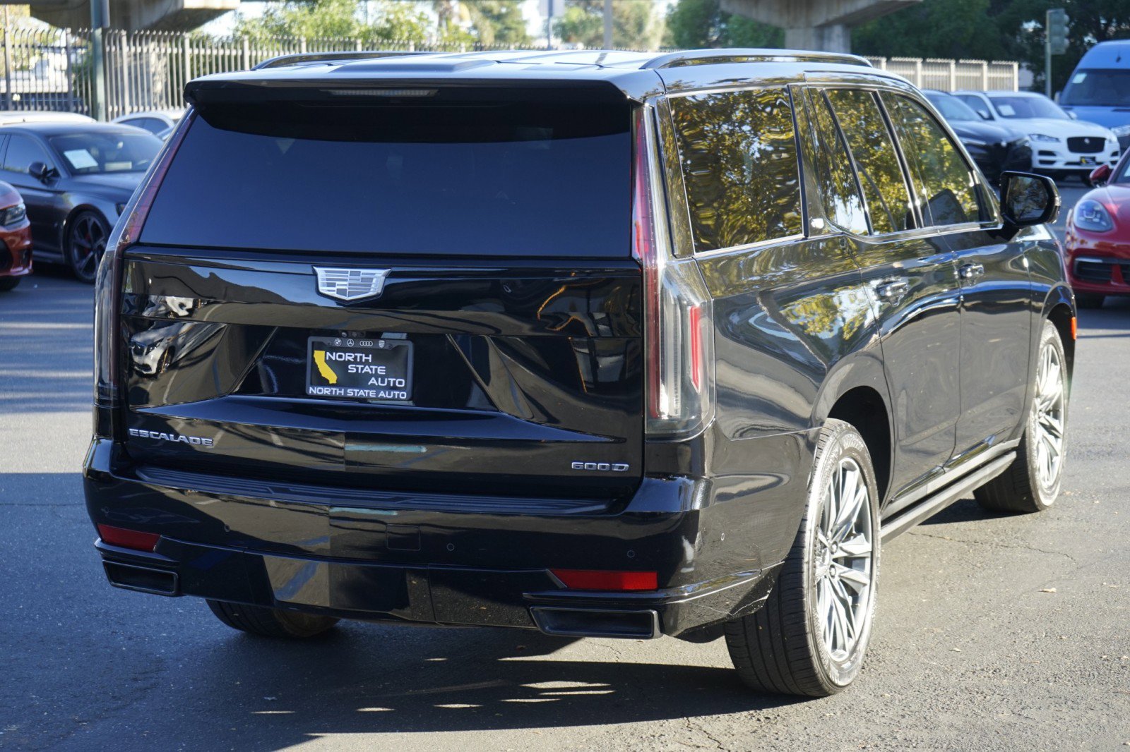 Used 2021 Cadillac Escalade Sport w/ Driver Assist Tech Package image 8