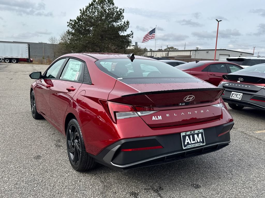 New 2026 Hyundai Elantra Sport image 3