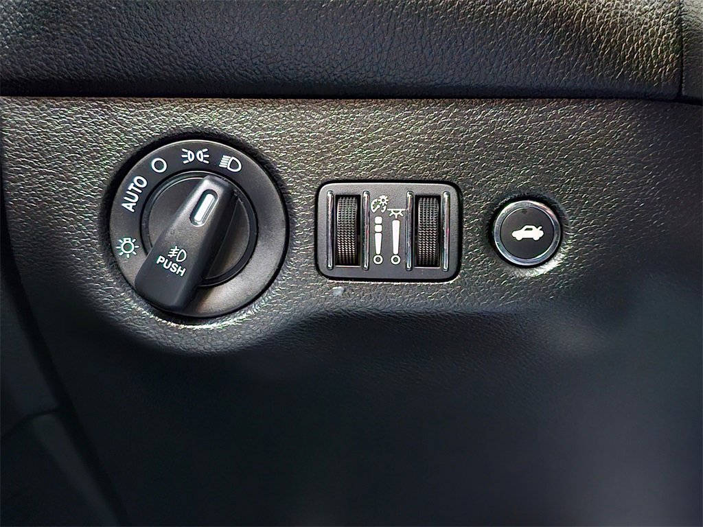 Used 2020 Dodge Challenger SXT w/ Driver Convenience Group image 31