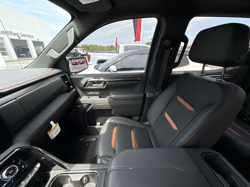 Certified 2025 GMC Sierra 1500 AT4 w/ AT4 Preferred Package AWD/4WD image 26