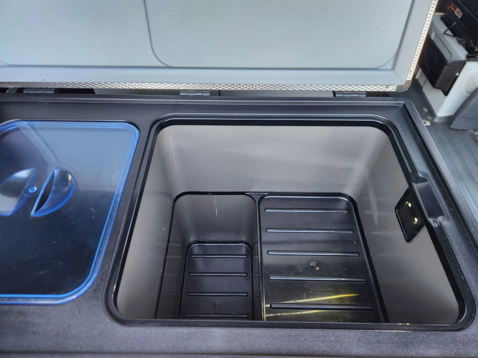 Used 2006 Dodge Sprinter 2500 w/ PWR Convenience Group image 14