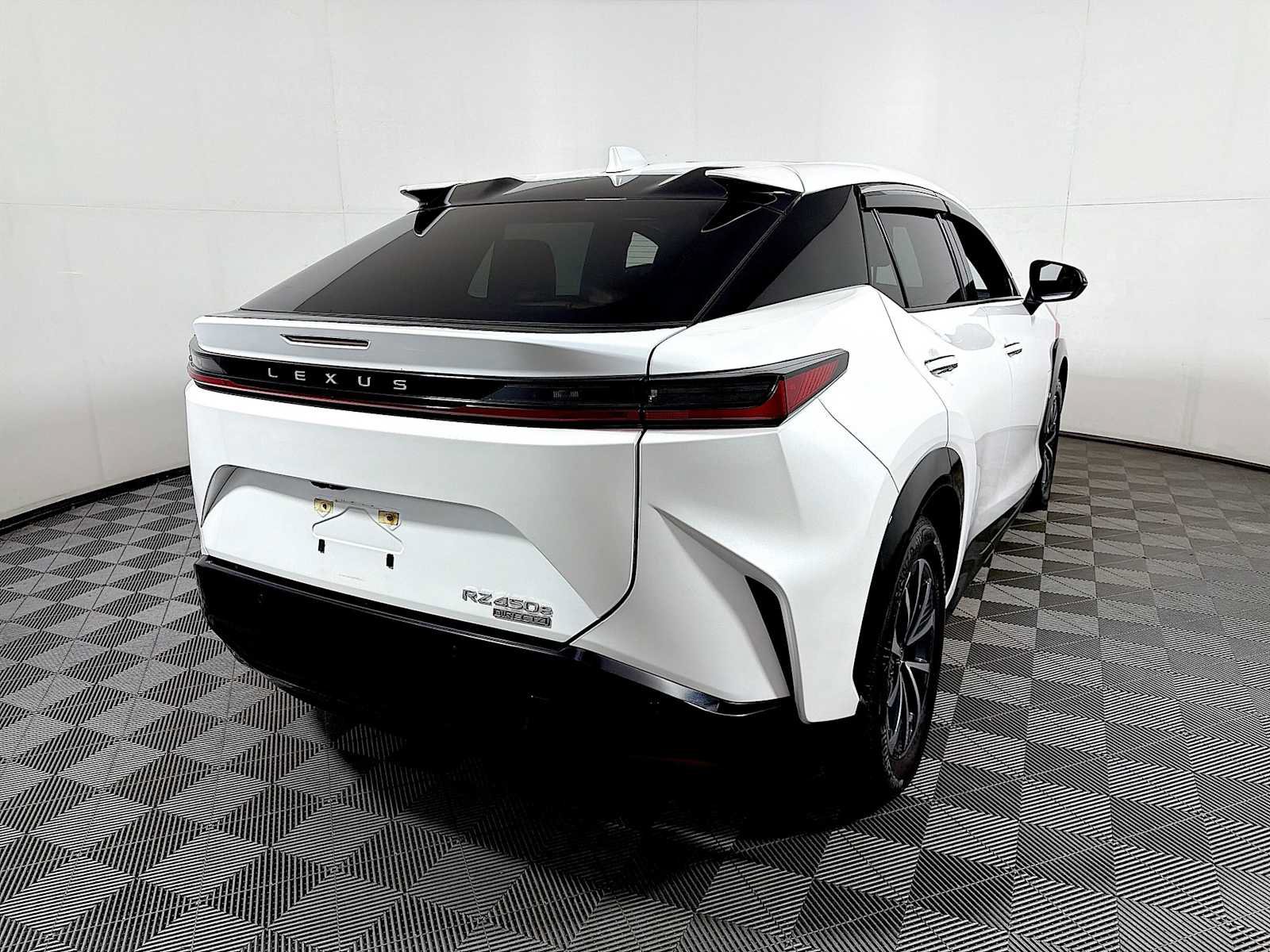 Used 2024 Lexus RZ 450e Premium w/ Accessory Package (Z1) AWD/4WD image 6