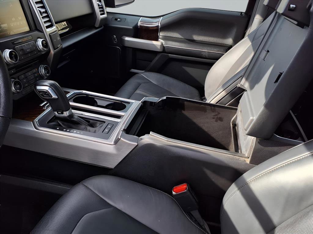 Used 2015 Ford F150 Platinum w/ Equipment Group 701A Luxury image 11