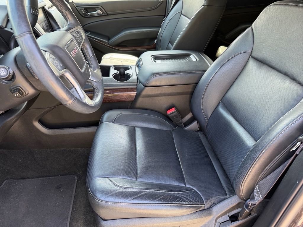 Used 2017 GMC Yukon XL SLT AWD/4WD image 11