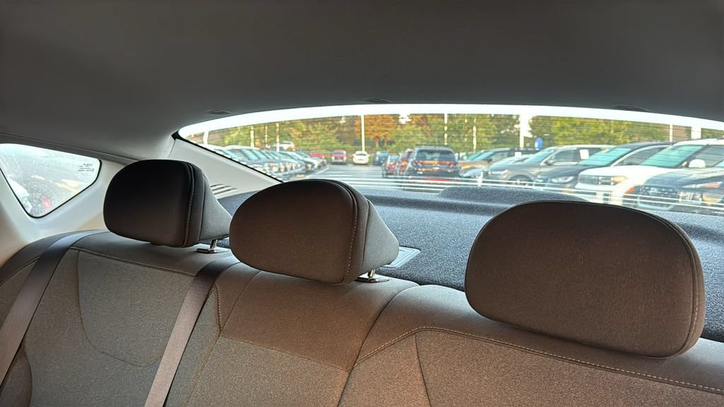 Used 2025 Kia K4 FWD image 29