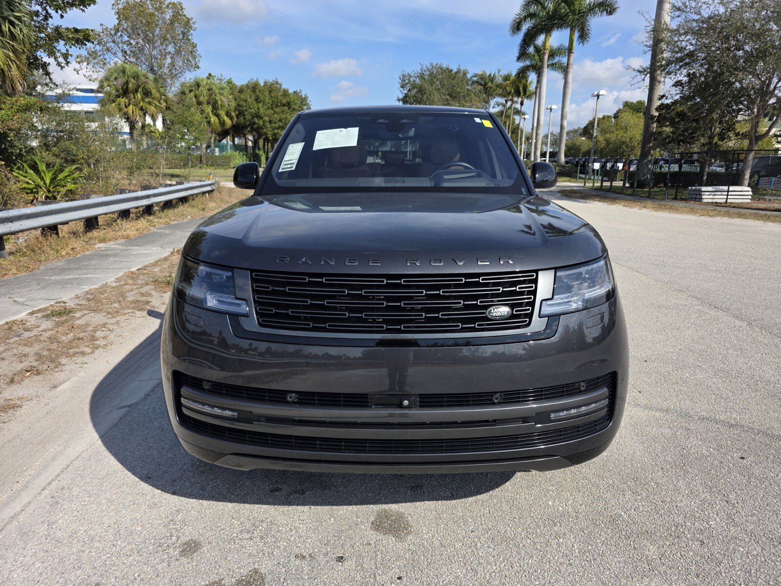 Certified 2023 Land Rover Range Rover SE image 8