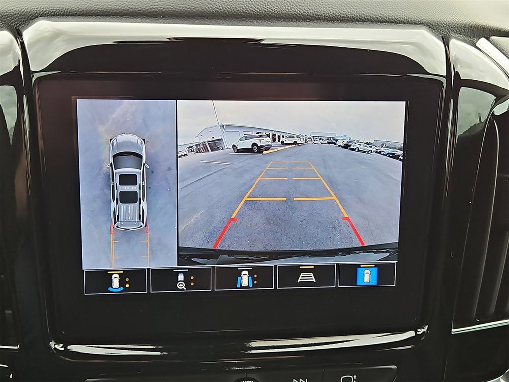 Used 2023 Chevrolet Traverse RS w/ LPO, Floor Liner Package image 15